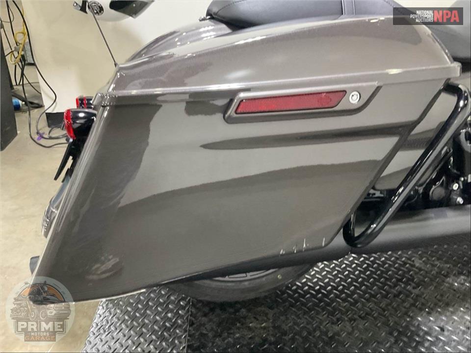 2023 Harley-Davidson FLTRXS ROAD GLIDE SPECIAL — фото 16
