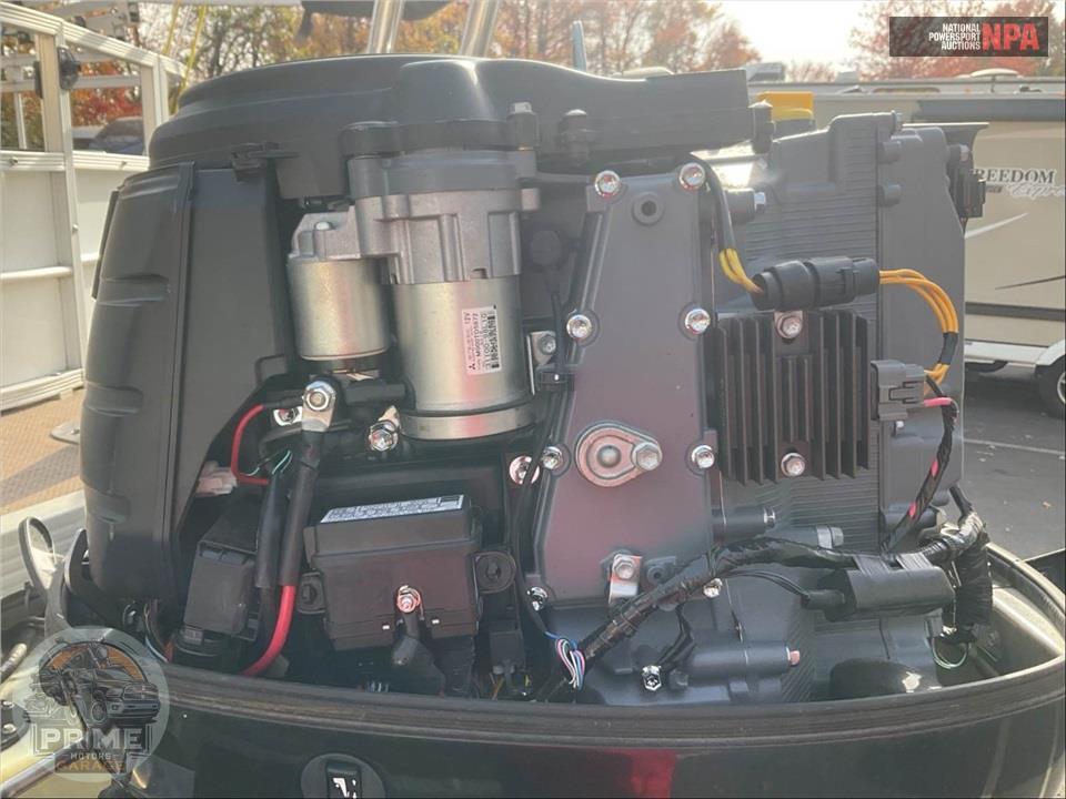 2020 Lexington Pontoons 320 (3 series) 90 HP SZ OB — фото 7