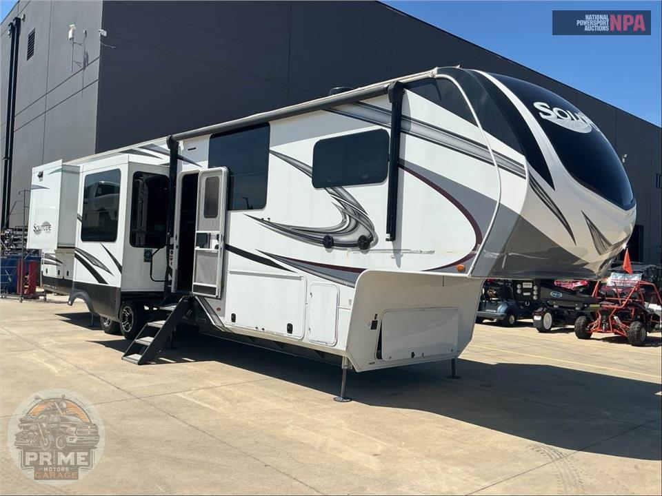 2022 Grand Design Recreational Vehicles M-390RK - SOLITUDE FIFTH WHEEL SERIES — фото 1