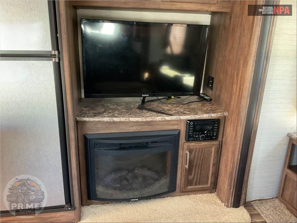 2017 Keystone Rv M-29 RLI - COUGAR X-LITE FIFTH WHEEL SERIES — фото 26
