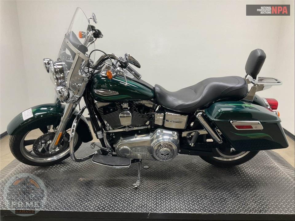 2016 Harley-Davidson FLD-103 DYNA SWITCHBACK — фото 3