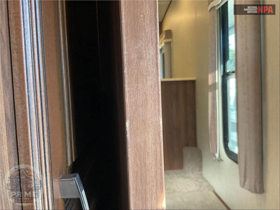 2019 Palomino By Forest River M-297RKC - COLUMBUS C-SERIES FIFTH WHEEL SERIES — фото 13