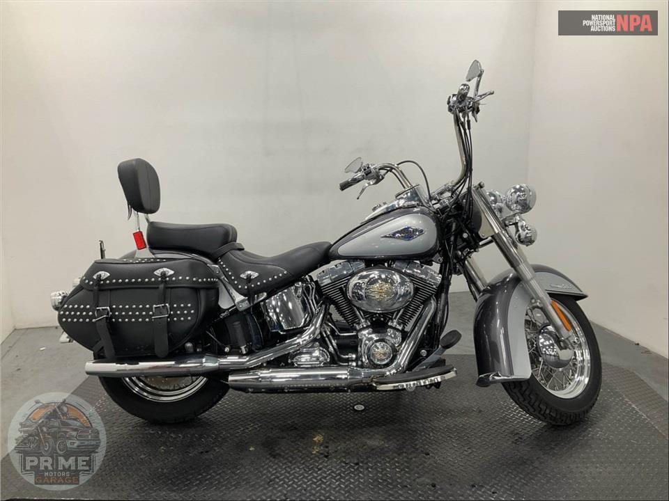 2014 HARLEY-DAVIDSON FLSTC HERITAGE SOFTAIL CLASSIC