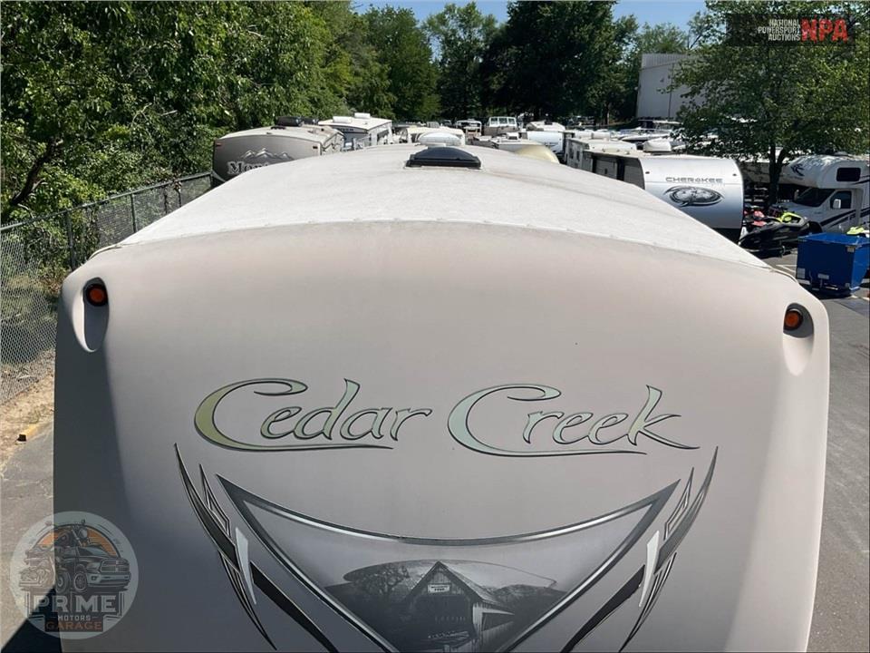 2013 Cedar Creek M-36RE - FIFTH WHEEL SERIES — фото 30