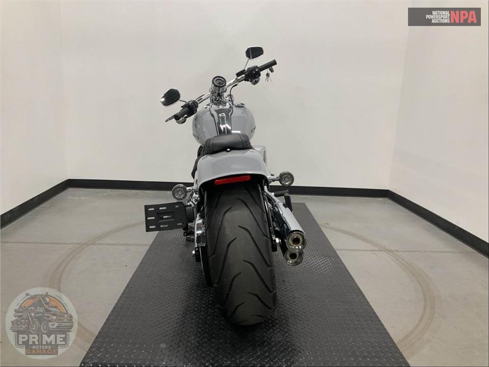 2025 Harley-Davidson FXBR BREAKOUT — фото 4