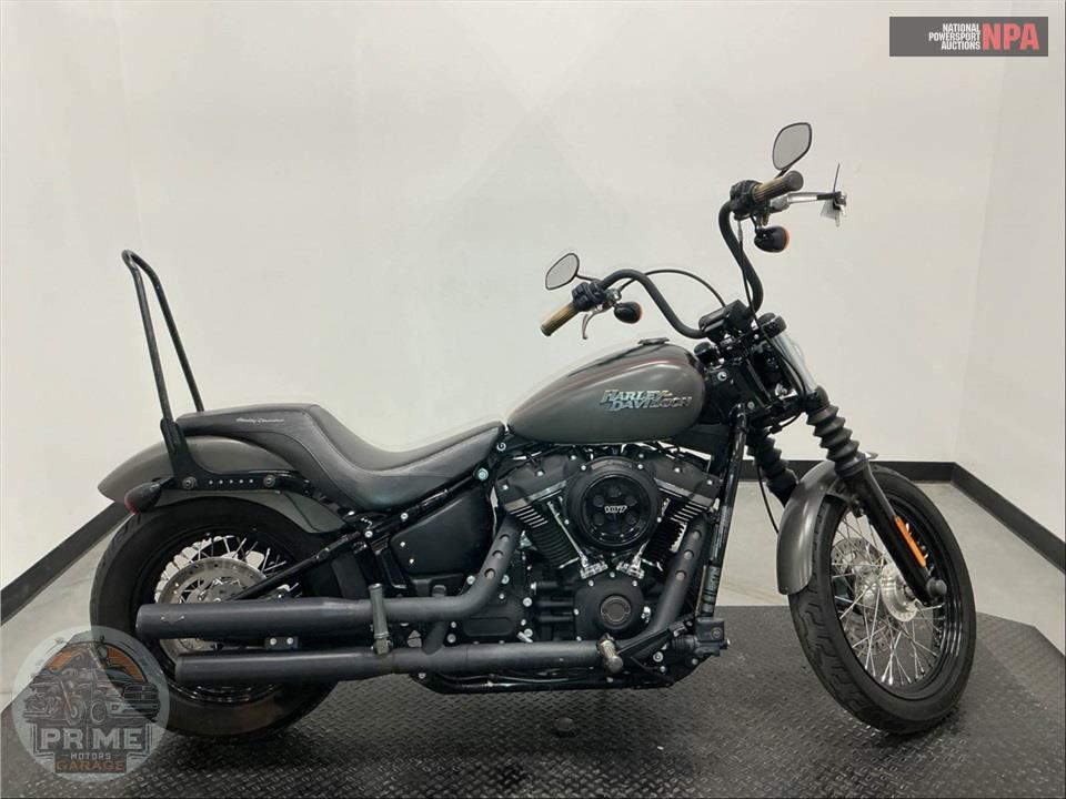 2018 Harley-Davidson FXBB STREET BOB — фото 1