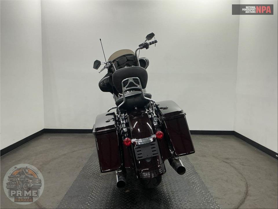 2011 Harley-Davidson FLHX STREET GLIDE — фото 3