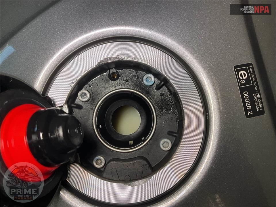 2023 Aprilia TUONO V4 RR 1100 — фото 14