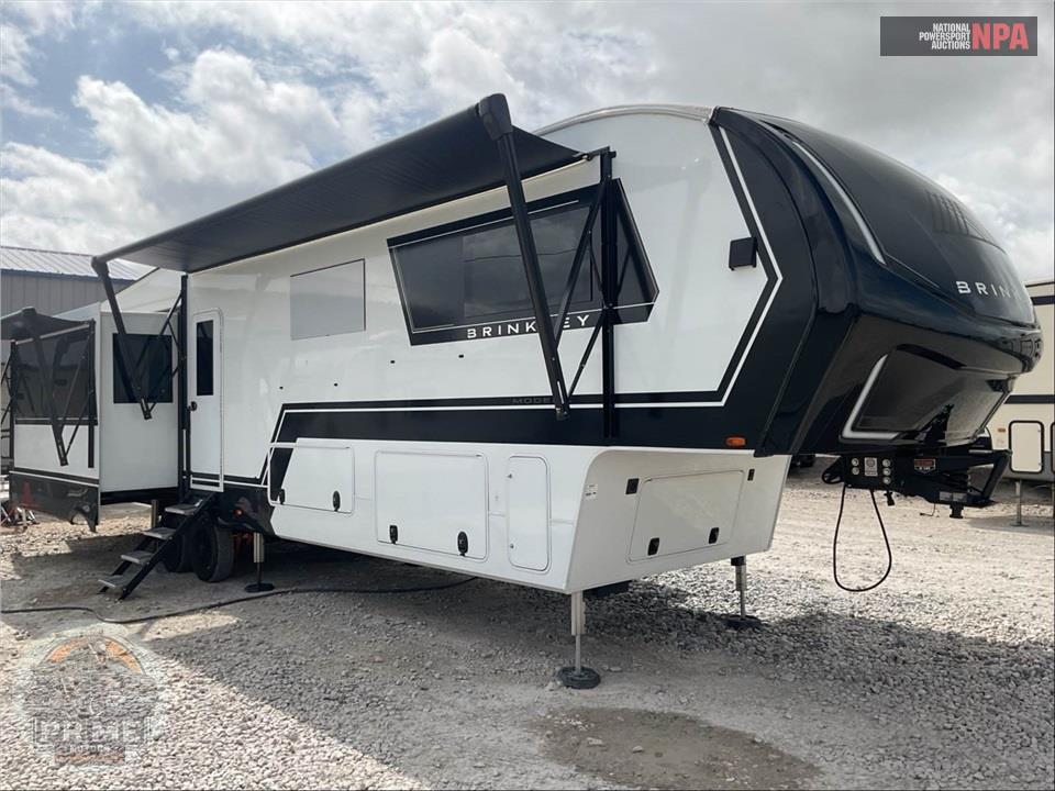 2025 Brinkley Rv M-3610 - MODEL Z FIFTH WHEEL SERIES — фото 1