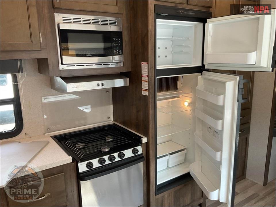 2019 Aerolite M-3013BHF - ASTORIA FIFTH WHEEL SERIES — фото 26