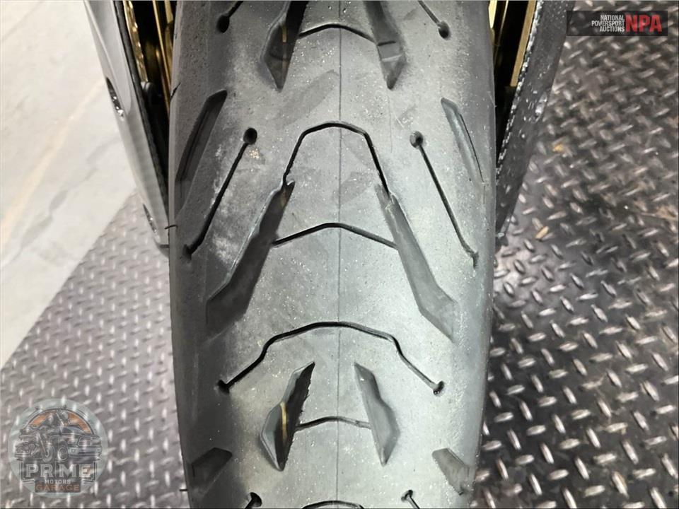 2022 Indian Motorcycle FTR R CARBON — фото 16