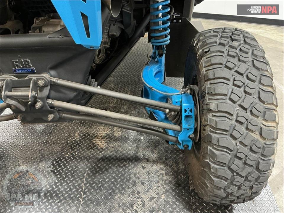 2019 Can-Am MAVERICK X3 X RC TURBO — фото 23