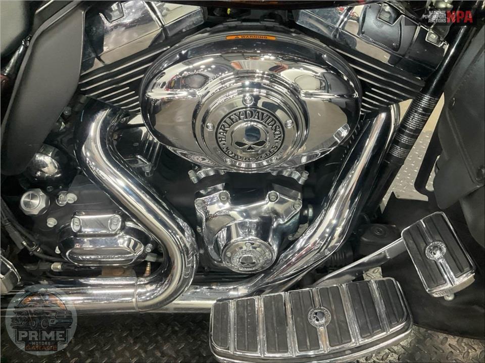 2011 Harley-Davidson FLHTCUTG TRIGLIDE UL CLSC — фото 6