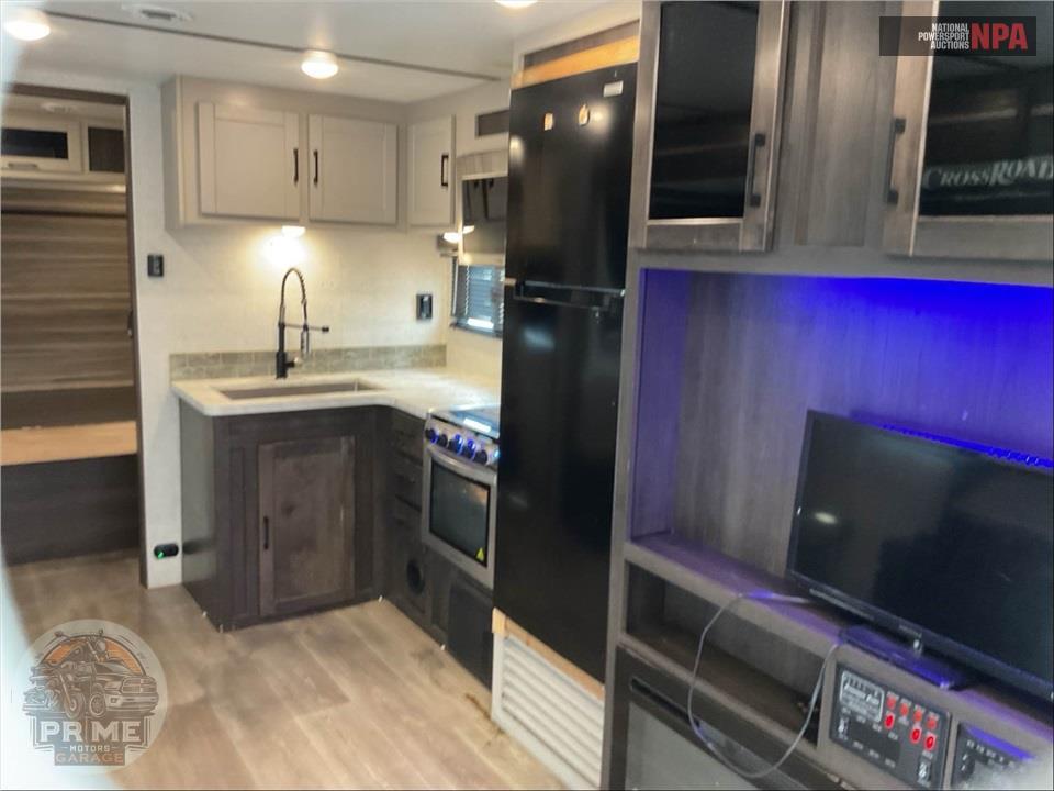 2021 Crossroads Rv M-27 RBS - CRUISER AIRE SERIES — фото 7