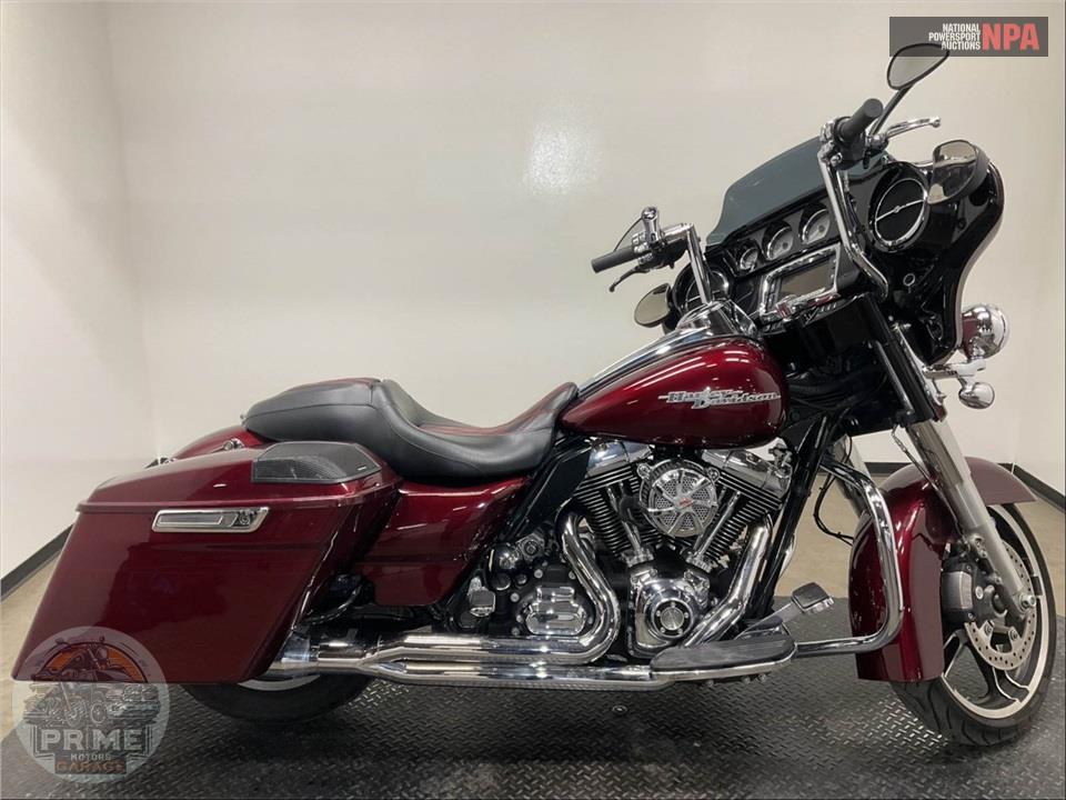 2014 Harley-Davidson FLHXS STREET GLIDE — фото 1