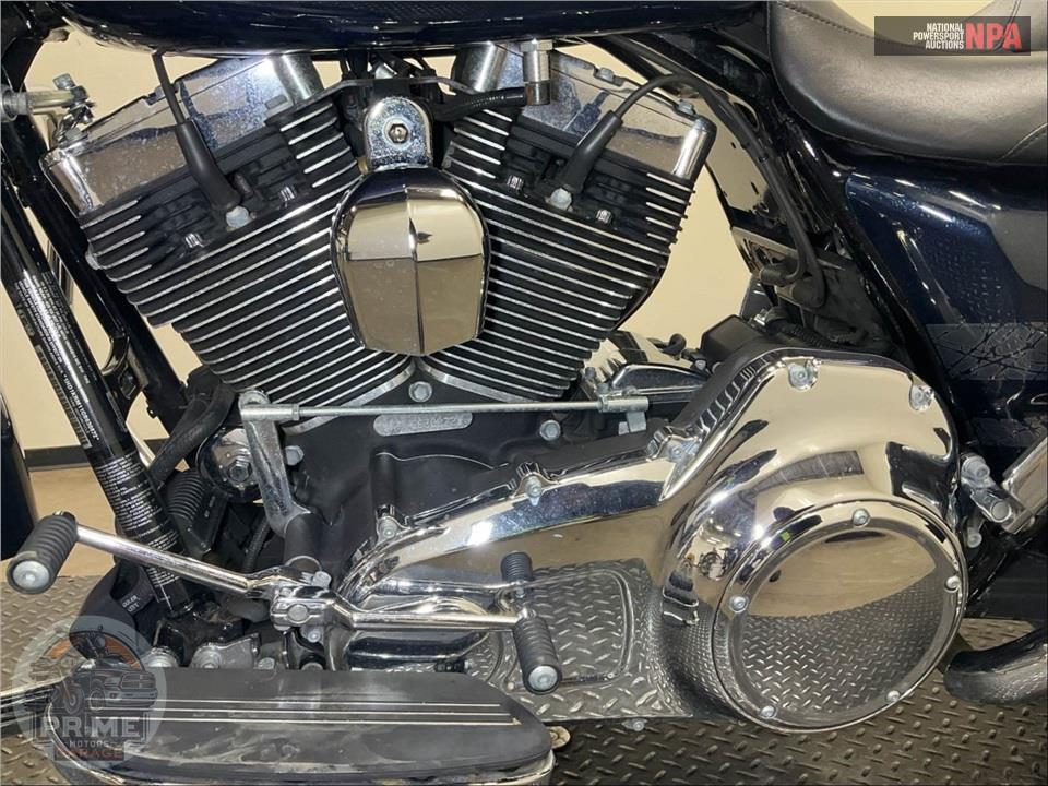2016 Harley-Davidson FLHXS STREET GLIDE SPECIAL — фото 7