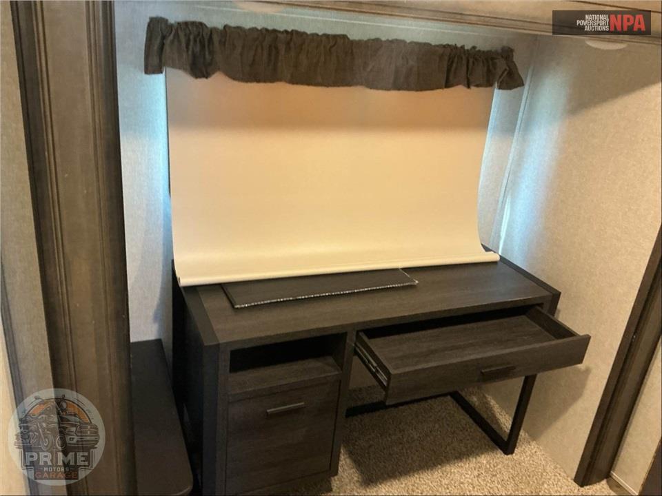 2018 Keystone Rv M-385 BR - MONTANA HIGH COUNTRY FIFTH WHEEL SERIES — фото 14