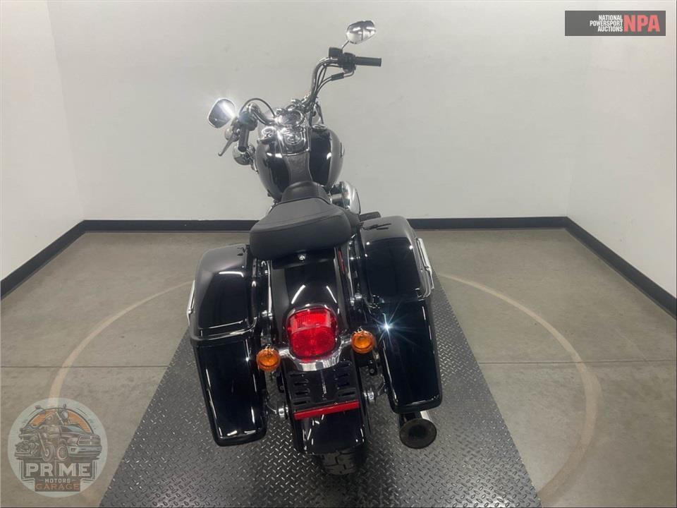 2015 Harley-Davidson FLD-103 DYNA SWITCHBACK — фото 4
