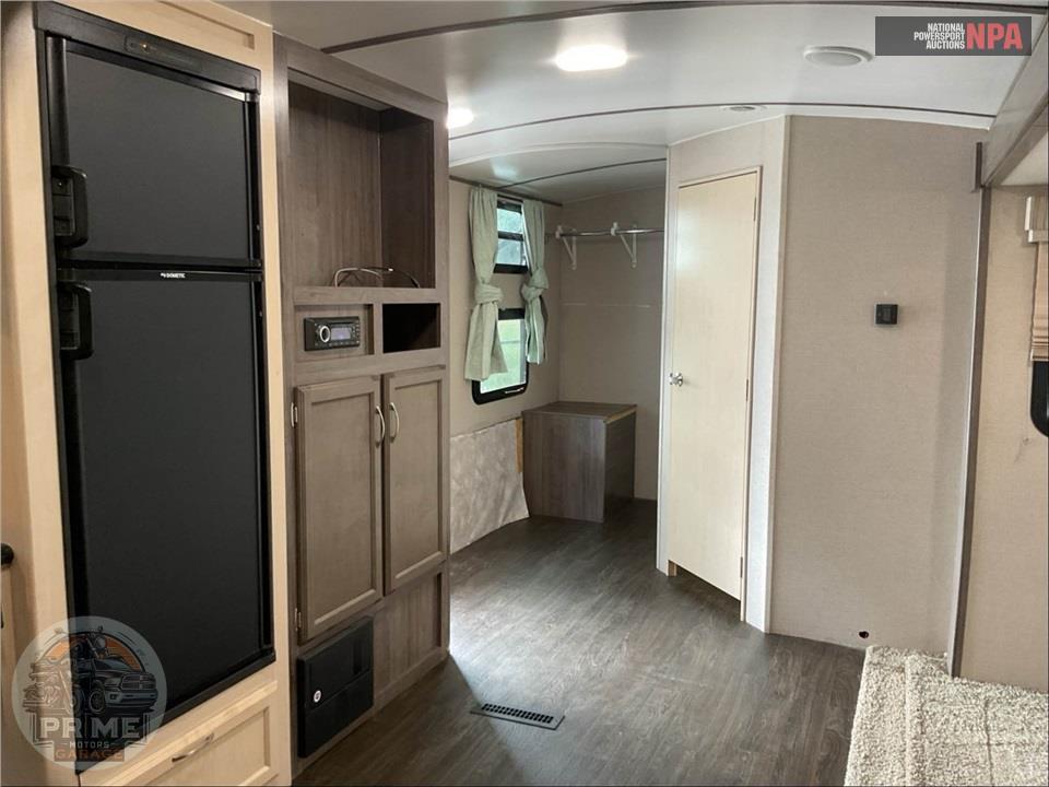 2019 Minnie M-27BHSS - MINNIE PLUS SERIES — фото 8