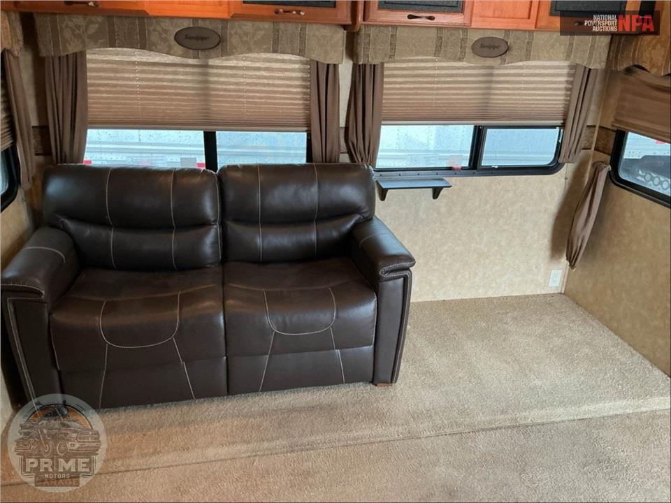 2009 Sandpiper By Forest River M-335RGT - FIFTH WHEEL SERIES — фото 19