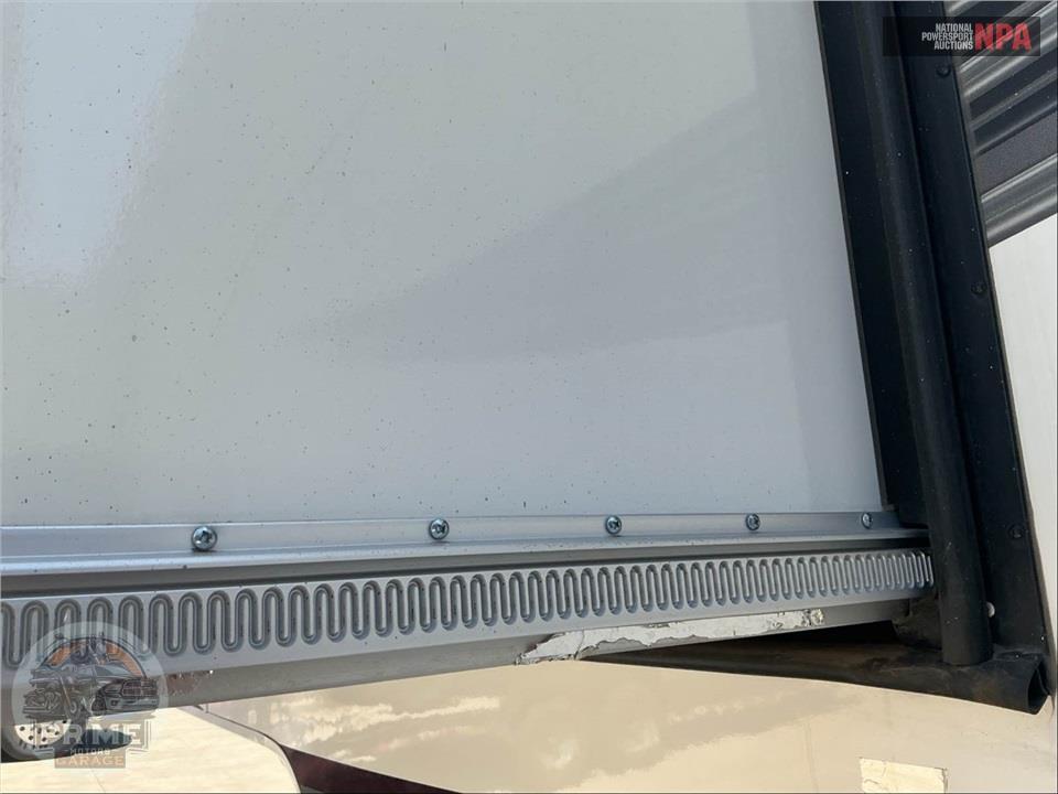 2022 Grand Design Recreational Vehicles M-390RK - SOLITUDE FIFTH WHEEL SERIES — фото 53