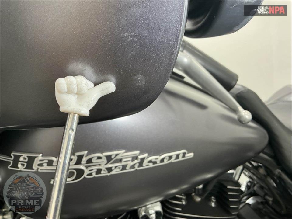 2015 Harley-Davidson FLHX STREET GLIDE — фото 16