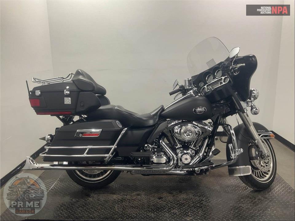2012 Harley-Davidson FLHTCU UL CLSC EL GLIDE — фото 1