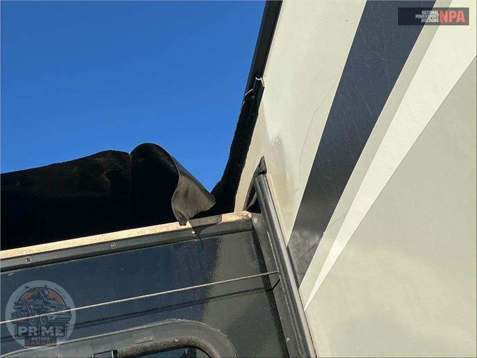 2017 Crossroads Rv M-26 SI - SUNSET TRAIL GRAND RESERVE SERIES — фото 43
