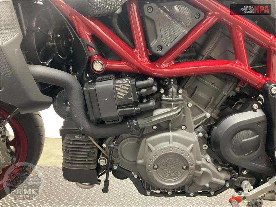 2024 Indian Motorcycle FTR R CARBON — фото 8