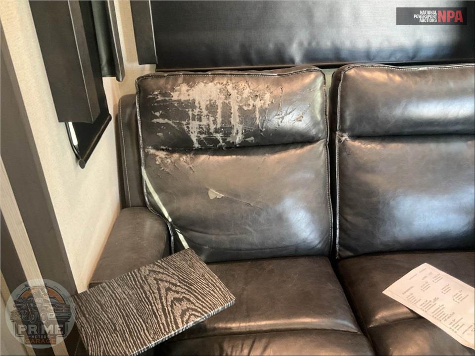 2021 Keystone Rv M-379 - FUZION TOY HAULER TOY HAULER SERIES — фото 10