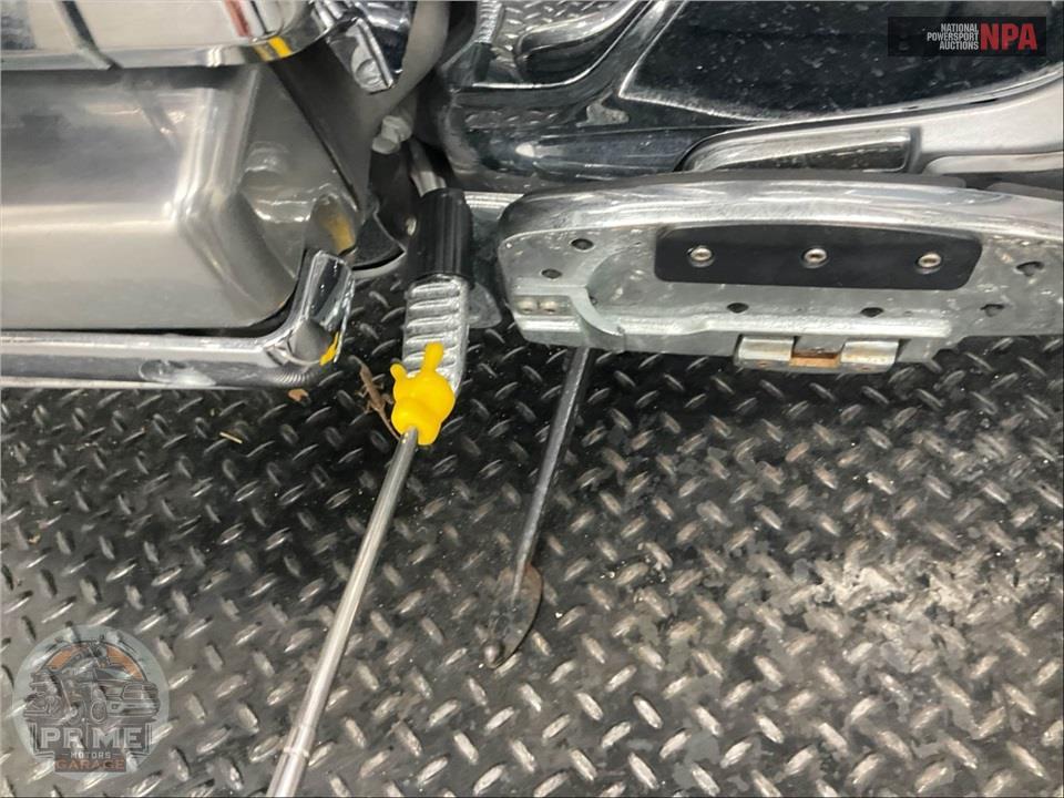 2005 Honda GL18005 GOLDWING — фото 35