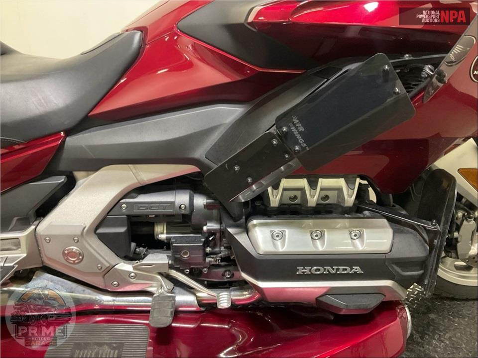 2018 Honda GL1800D GOLDWING TOUR DCT (RED) — фото 6