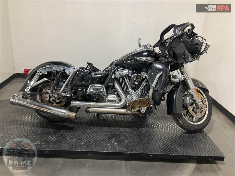 2019 Harley-Davidson FLTRU ROAD GLIDE ULTRA — фото 1