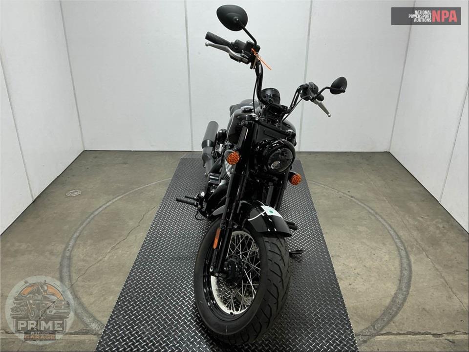 2023 Indian Motorcycle CHIEF BOBBER DARK HORSE (JACK DANIELS) — фото 2