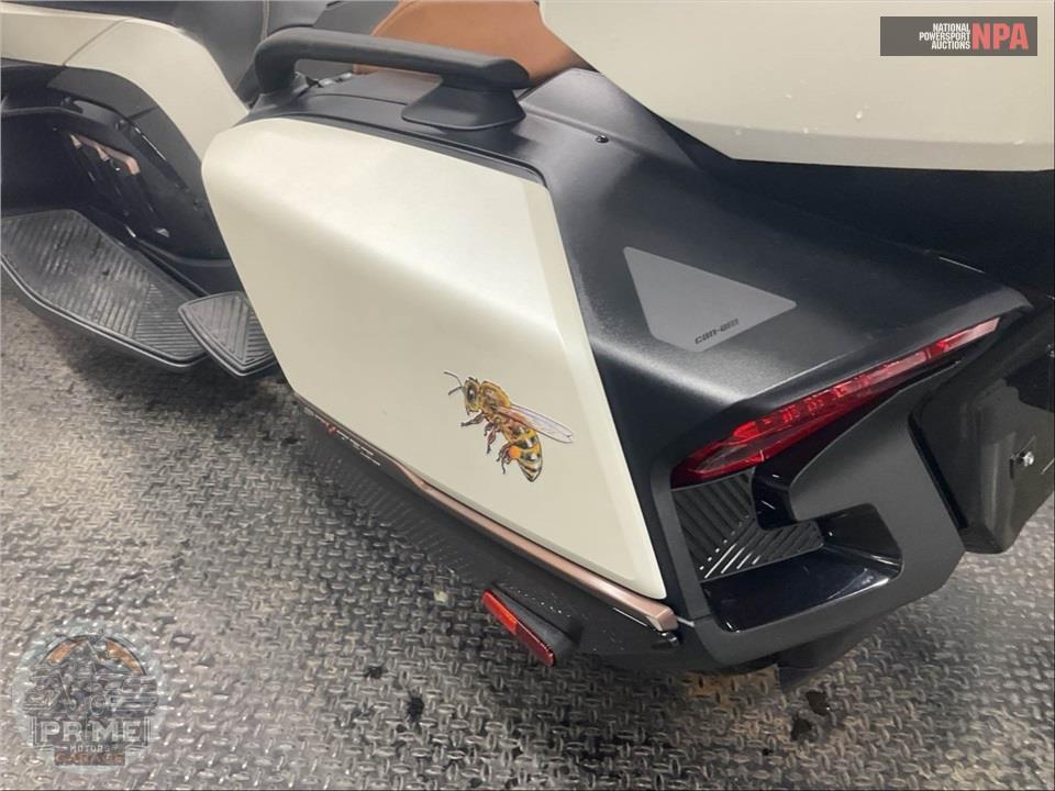 2024 Can-Am SPYDER RT SEA-TO-SKY — фото 14