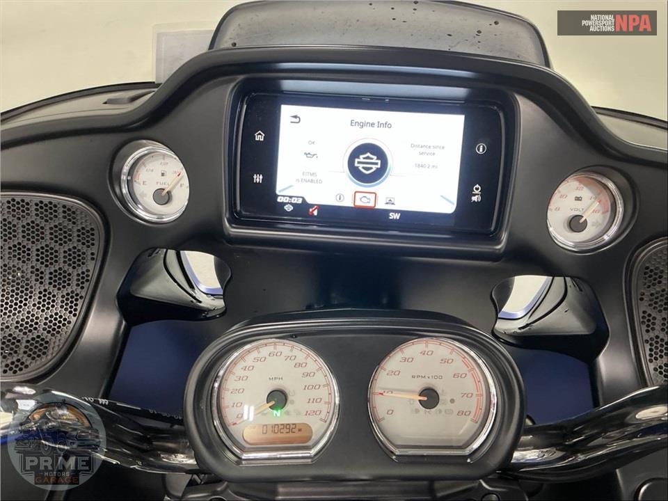 2019 Harley-Davidson FLTRX ROAD GLIDE — фото 5
