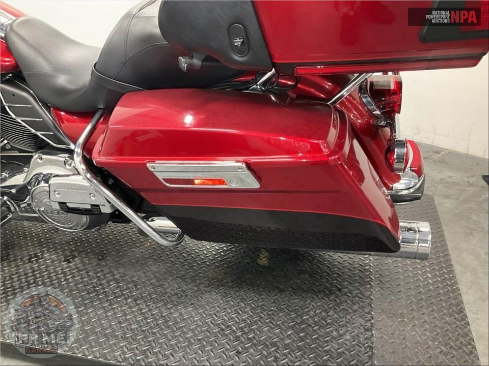 2013 Harley-Davidson FLHTK ELECTRA GLIDE UL LI — фото 22