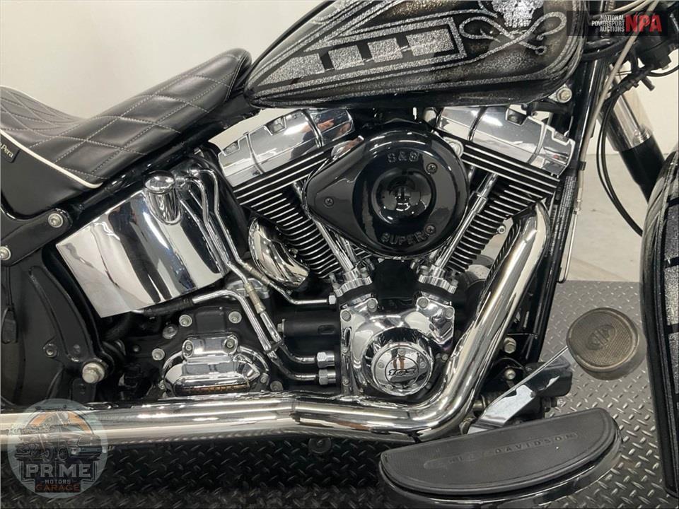 2015 Harley-Davidson FLSTC HERITAGE SOFTAIL CLASSIC — фото 6