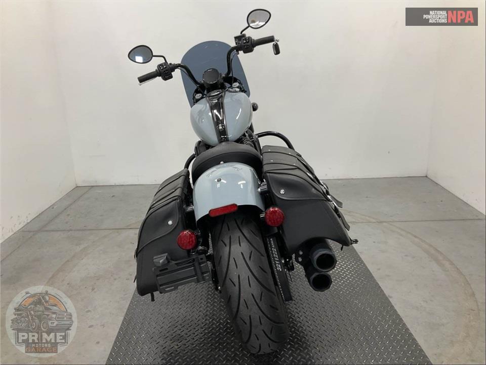 2024 Indian Motorcycle CHIEF BOBBER DARK HORSE (COLOR) — фото 4