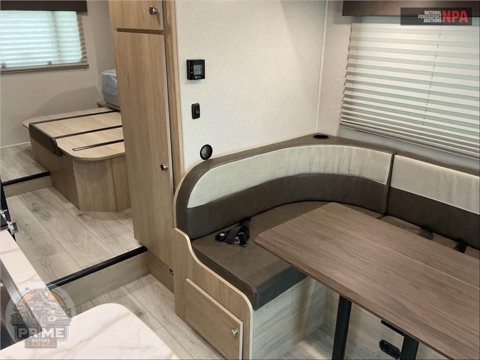 2026 Coachmen By Forest River M-210 RSS FORD E350 - LEPRECHAUN SS SERIES — фото 7