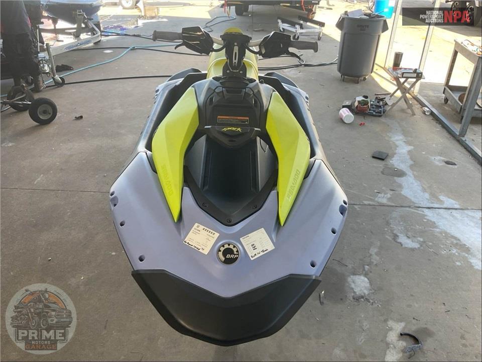 2024 Seadoo/Brp SPARK 3UP TRIXX — фото 2