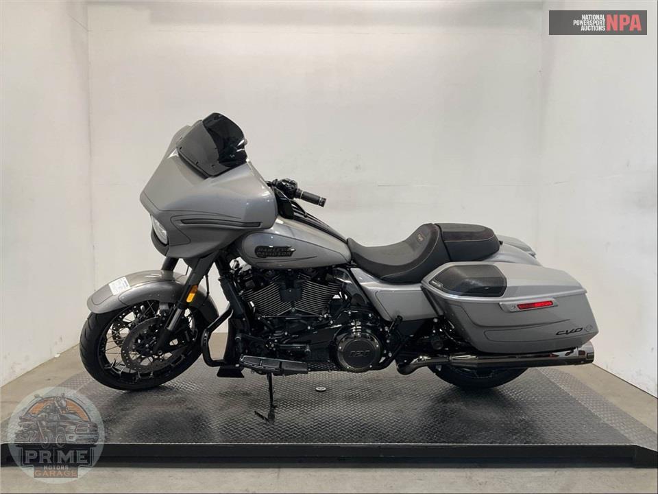 2023 Harley-Davidson FLHXSE CVO STREET GLIDE — фото 3