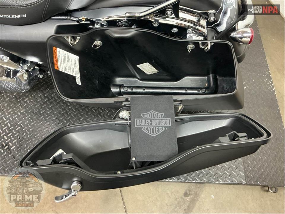 2014 Harley-Davidson FLHX STREET GLIDE — фото 19