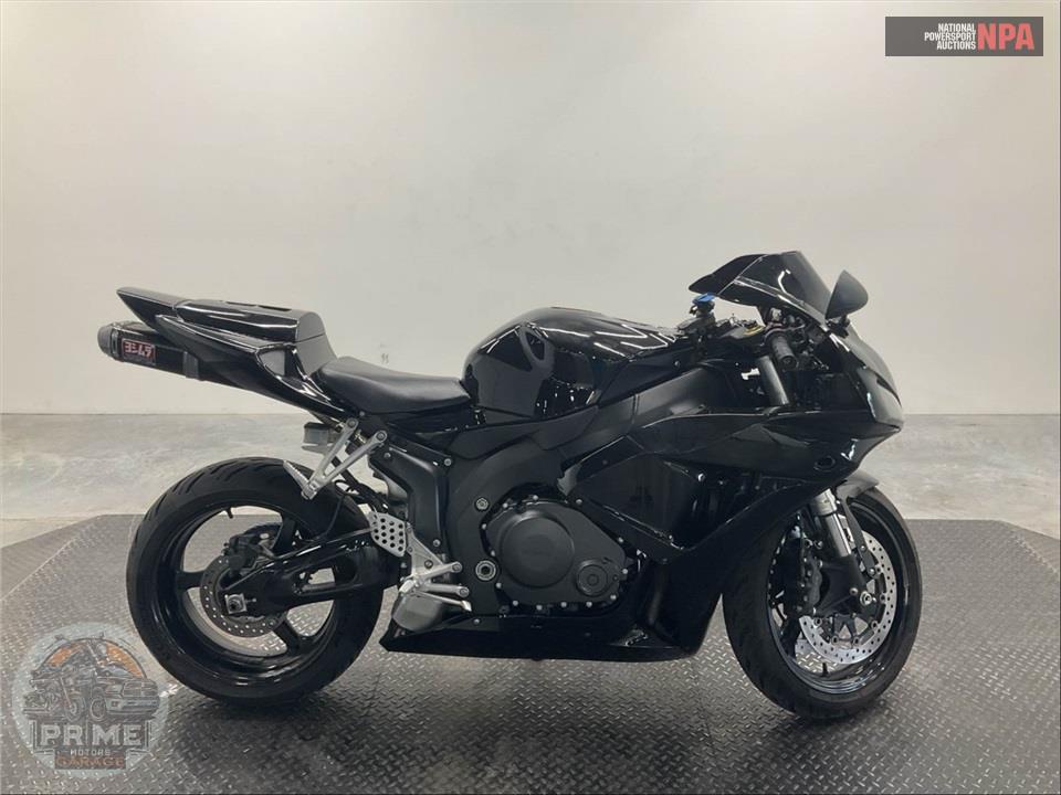 2007 Honda CBR1000RR7 — фото 1
