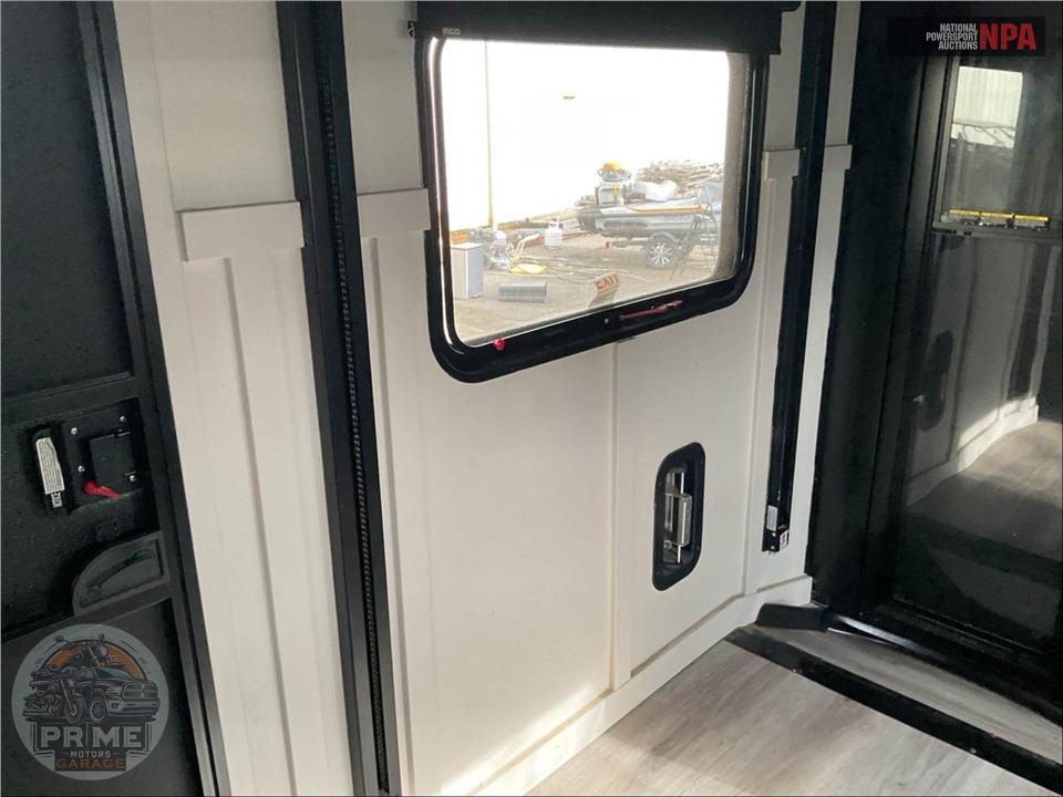 2023 Alliance Rv M-43V13 - VALOR FIFTH WHEEL SERIES — фото 11