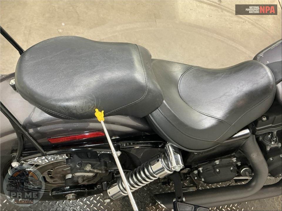 2016 Harley-Davidson FXDB STREET BOB — фото 25