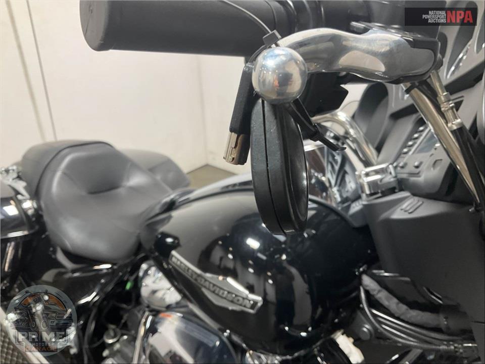 2021 Harley-Davidson FLHX STREET GLIDE — фото 11