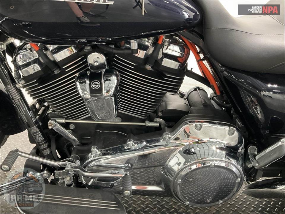 2020 Harley-Davidson FLHX STREET GLIDE — фото 7