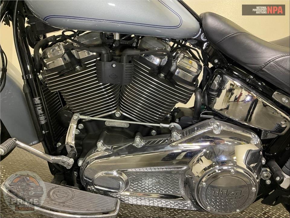 2023 Harley-Davidson FLHCS HERITAGE CLASSIC 114 — фото 7