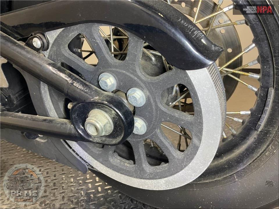 2020 Harley-Davidson FLSL SOFTAIL SLIM — фото 31